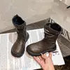 Botas Martin infantis 2026 outono e inverno novo estilo britânico botas curtas para meninas pequenas estilo versátil com zíper lateral botas de tornozelo
