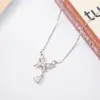 Novo Colar da Moda Feminino Simples Diamante Folha de Bordo Coração Asas Cruz Borboleta Versátil Colar Simples