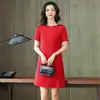 Vestido de Seda Verão Comprimento Médio 2026 Novo Estilo Elegante Casual de Manga Curta para Pessoas Baixas