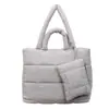 Bolsa Tote de Ombro de Lona de Nylon de Grande Capacidade para Outono e Inverno para Mulheres 2025 Nova Coreana Ins Nicho para o Dia a Dia