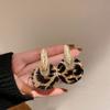 Brincos Acrílicos Redondos Geométricos Estampa de Leopardo para Mulheres, Brincos Versáteis de Personalidade Estilo Europeu e Americano, Brincos Retrô Estilo Único Faye Wong