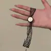 Colar de Flor de Resina com Renda e Strass, Toque de Luxo Leve e High-End, Design Único, Acessório Estiloso