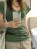 Camiseta Verde de Manga Corta con Cuello en V para Mujer, Nuevo Estilo Verano 2026, Impresionante Atuendo de Verano, Top Básico Único Ajustado