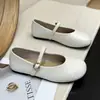 Zapatos Mary Jane de Textura Tejida Retro Franceses 2026 para Mujer Suela Plana Correa de Hebilla Única Versátiles para Viajar Suela Suave Boca Poco Profunda Zapatos Individuales