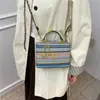 Bolso de Mano Texturizado de Alta Calidad para Mujer, Estilo Playa Verano 2026, Bolso Cruzado con Cadena de Textura Tejida