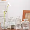 Vaso pequeno de vidro transparente com relevo vintage, mini vaso de pequeno calibre estilo europeu, garrafa decorativa hidropônica, enfeites de flores secas