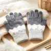 Guantes de Invierno para Niños de Cinco Dedos Felpa Engrosados Medianos y Grandes Niños Niñas Estudiantes Tejidos Cálidos Guantes de Protección contra el Frío para Exteriores