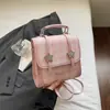 Mochila Casual Tendência e Única Minimalista Moda Primavera 2026 para Mulheres Estilo Nicho Bolsa de Ombro Duplo