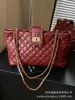 Bolso de Cadena de Diamantes para Mujer 2025 Nuevo de Moda Otoño e Invierno Bolso de Hombro Retro Gran Capacidad Bolso Tote Cruzado para Viajar