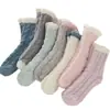 Calcetines Personalizados para Otoño e Invierno, Calcetines de Coral Fleece para Mujer, Engrosados y Cálidos, de Media Terciopelo Trenzado de Caña Media para el Hogar y el Suelo, Ciudad de Zhuji