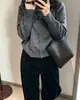 Cárdigan grueso de cachemira simple y versátil para otoño e invierno para mujer, cuello redondo, estilo retro francés, cárdigan de punto, manga larga, top corto