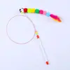 Fábrica en stock alambre de acero pluma palo divertido para gato vara larga elástico ratón pez gato divertido Palo juguete para gato venta al por mayor transfronteriza