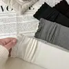 Novas meias de outono estilo ballet para mulheres, com acabamento em renda, um design moderno e versátil, construção sem costura, listras verticais e comprimento até a panturrilha, na cor cinza