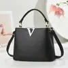 Venda Direta da Fábrica Novas Bolsas Femininas Moda Versátil Casual Tendência Estiloso Alto Padrão Grande Capacidade Luxo Leve Nicho
