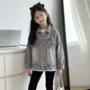 Jaqueta Jeans Feminina para Primavera e Outono 2026 Nova Moda Brilhante com Strass para Crianças Mais Velhas