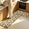 Tapete de chão de diatomita com estampa de leopardo e desenho animado, estilo vintage, absorvente de água e óleo, antiderrapante, secagem rápida, para uso doméstico, tapete específico para cozinha