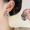 Pendientes Geométricos Plegados Transfronterizos Europeos y Americanos para Mujer, Diseño de Nicho, Pendientes de Alta Gama, Tendencia de Pendientes Irregulares de Lujo Ligero a la Moda
