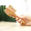 Pente de Almofada de Ar de Sândalo Dupla Face para Volumizar o Cabelo, Pente com Airbag para Alisar Cabelos Longos e Curtos, Pente de Massagem para Uso Doméstico, Madeira Maciça Sem Pintura