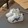 Zapatillas Deportivas Infantiles Estilo Coreano 2026 Nuevas Llegadas de Otoño Unisex Malla Transpirable Zapatillas para Correr Antideslizantes Moda Zapatos Forrest Gump