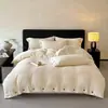 Conjunto de quatro peças de luxo leve de veludo de leite, espessado para o inverno, flanela, capa de edredom de veludo coral, lençol de cama, roupa de cama de inverno