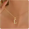 Colar com Pingente de 26 Letras em Inglês Novo Produto Transfronteiriço Europeu e Americano Corrente de Clavícula Elegante Versátil Feminina Estilo Ocidental Design Diário