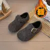 Zapatos Birkenstock Peludos de Suela Gruesa para Mujer 2026 Nuevos Otoño/Invierno Retro Forro Interior Cálido Peludo Mocasines de Moda Birkenstock