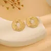 Pendientes de metal con diseño de mariposa y flor, estilo personalidad, Europa y Estados Unidos, para mujer, con sentido exagerado, textura plisada, joyería para orejas