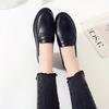 Sapatos Femininos de Salto Baixo 2026 Primavera Estilo Coreano Salto Grosso Sapatos Casuais Estilo College Sapatos de Couro Britânicos Bico Redondo Slip-On Tendência Atacado