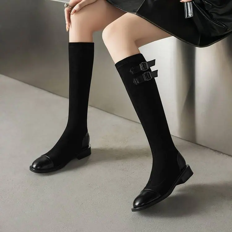 20250909975566061_750.jpg?imageslim