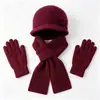 Conjunto de tres piezas para mujeres de mediana edad y mayores: gorro de punto grueso y cálido de otoño e invierno, gorra de béisbol de pelo de conejo, bufanda y guantes