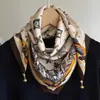 Bufanda de Seda con Hebilla Magnética 2025 Nuevo Estilo Bufanda Pequeña para Mujer Algodón y Lino Estilo Coreano Versátil Moda Protección para el Cuello Pañuelo Cuadrado Bufanda de Cuello
