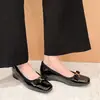 796-30 Arco del Triunfo Hebilla de Metal Punta Cuadrada Moño Elevación Interna Zapatos de Mujer Ropa de Trabajo Versátil Moda Zapatos Nuevos