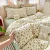 Conjunto de Quatro Peças de Colcha de Verão com Fio Bouclé com Cobre de Cama, Núcleo de Colcha de Renda Ultra Macio e Amigável à Pele para Ar Condicionado Doméstico