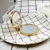 Espejo Portátil Redondo de Aleación de Zinc Personalizado, Espejo de Maquillaje de Doble Cara, Espejo de Maquillaje Plegable Metálico con Tapa abatible para Bodas