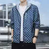 Chaqueta de Piel Estampada de Cuerpo Completo de Marca de Moda para Hombre, Ropa con Protección Solar para Senderismo y Pesca al Aire Libre, Chaqueta de Hielo de Seda con Protección Solar, Ligera Hecha a Medida