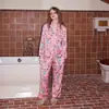 [Mobiliario Rosa] Nuevo Estilo Pijama de Seda Helada para Mujer, Conjunto de Ropa de Casa de Seda Delgada de Manga Larga para Verano que se Puede Usar Afuera