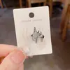 Moda Retro Francesa Único Brazalete para Oreja de Estrella de Metal con Diamantes para Mujer, Diseño Minimalista de Nicho, Clip para Oreja sin Perforación
