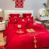 Conjunto de quatro peças para casamento, 100% algodão, vermelho vivo, para camas de noivos, incluindo lençóis e fronhas de edredom, alta qualidade, algodão puro, perfeito para o quarto de recém-casados