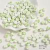 Cuentas de cerámica verde fresco flor linda encantadoras cuentas sueltas accesorios para pulsera de cuentas hechas a mano diy bolsa