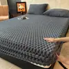 Lençol de cama transfronteiriço, estilo novo, design simples, alta densidade, espessado, quente e feito com tecido de veludo de tartaruga dourada, proporcionando cobertura total e proteção do colchão