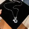 Colar Geométrico Azul Claro Cristalino Super Brilhante de Zircônia em Formato de Estrela para Mulheres Corrente de Clavícula de Luxo Leve com Toque de Alto Padrão Moda Versátil Corrente de Pescoço