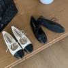 Al por mayor En stock Estilo Chanel Boca Baja Redonda Punta Redonda Color Versátil Bloque de Color Lazo Zapatos de Ballet Camelia Zapatos de Mujer