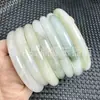 Pulsera de Jade Natural de Tianshan de Xinjiang Directa del Fabricante, Jade Seda Dorada con Patrón de Flor Flotante, Pulsera de Jade de Nieve de Tianshan Color Esmeralda