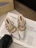 Meias Pantufa para Mulheres, Estilo Francês Primavera e Verão 2026 Salto Alto Sexy Bico Fino Cravejado, Sandálias Fechadas, Sapatos Únicos de Salto Grosso