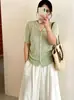 Top de mujer talla grande con cuello camisero y cordón, camisa de punto adelgazante, estilo verano 2026, camiseta casual de manga corta para mujeres talla grande