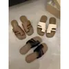 Chinelos slip-on Chuyuji para mulheres, para usar no verão ao ar livre, novo estilo simples vintage 2026, adequados para combinar com saias