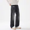 Producto Principal Otoño/Invierno 2026: Jeans de mezclilla lavada versátiles estilo retro americano para hombre, corte recto holgado con efecto de orejas de gato desgastado