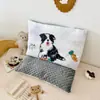 Comercio Exterior Nuevo Tarjeta Infantil Amor Dibujos Animados Tamaño Grande Estilo Pintura al Óleo Terciopelo Tibio de Leche Frijol Almohada Transfronteriza Desmontable Almohada Calmante
