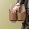 Nuevas zapatillas de lino para otoño e invierno para mujer, antideslizantes para interiores, resistentes al desgaste, transpirables, con tacto suave, zapatillas silenciosas para el hogar para hombre