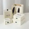Caixa de embalagem para joias com gaveta de papel especial, armazenamento de joias para anéis e colares, caixa de presente de feriado para loja de joias, personalizável com logotipo